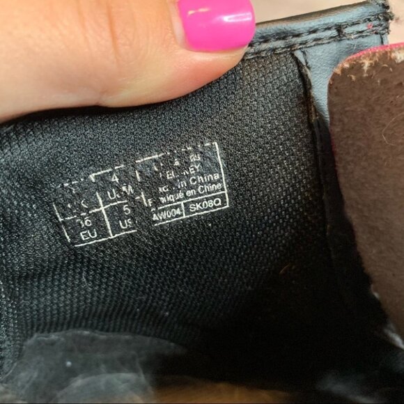 Dr. Martens Pink Boots Size 5 - Picture 9 of 9